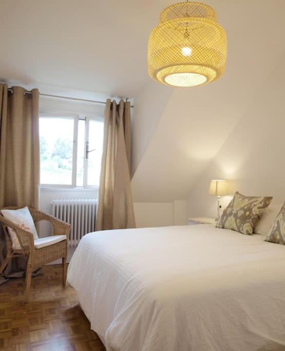 Precioso apartamento wifi, aparcamiento, piscina en Llanes Exterior foto